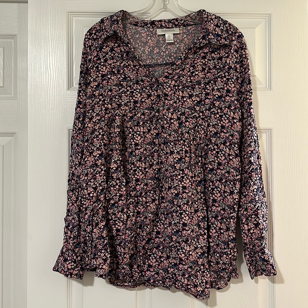Maternity long sleeved shirt